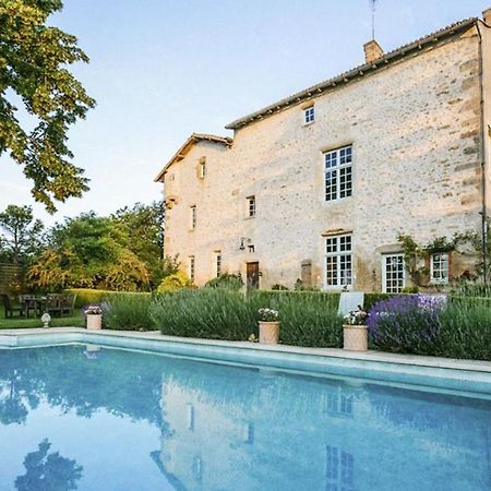 14Th Century Priory In Pressigny Bed & Breakfast Pressigny  Exterior photo