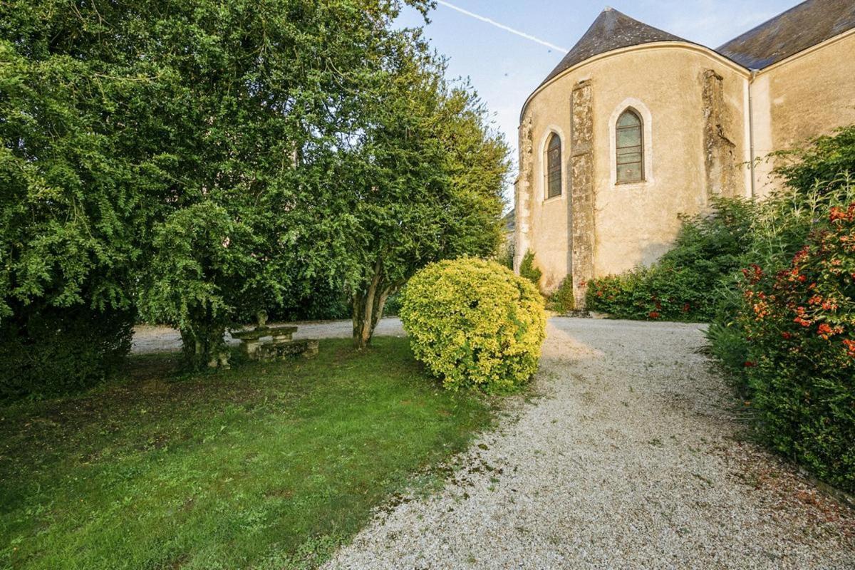 14Th Century Priory In Pressigny Bed & Breakfast Pressigny  Exterior photo