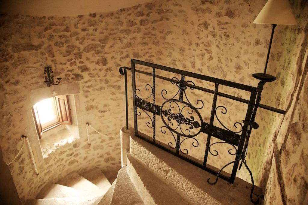 14Th Century Priory In Pressigny Bed & Breakfast Pressigny  Exterior photo